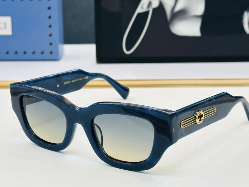 Gucci Sunglasses Compact 279484