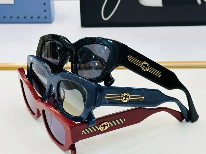 Gucci Sunglasses Compact 279484