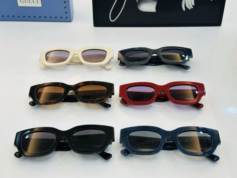 Gucci Sunglasses Compact 279484