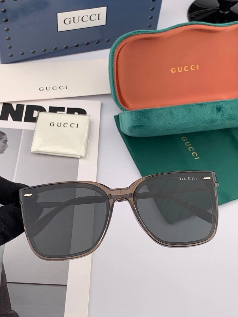 Stretchable Gucci Sunglasses 279467