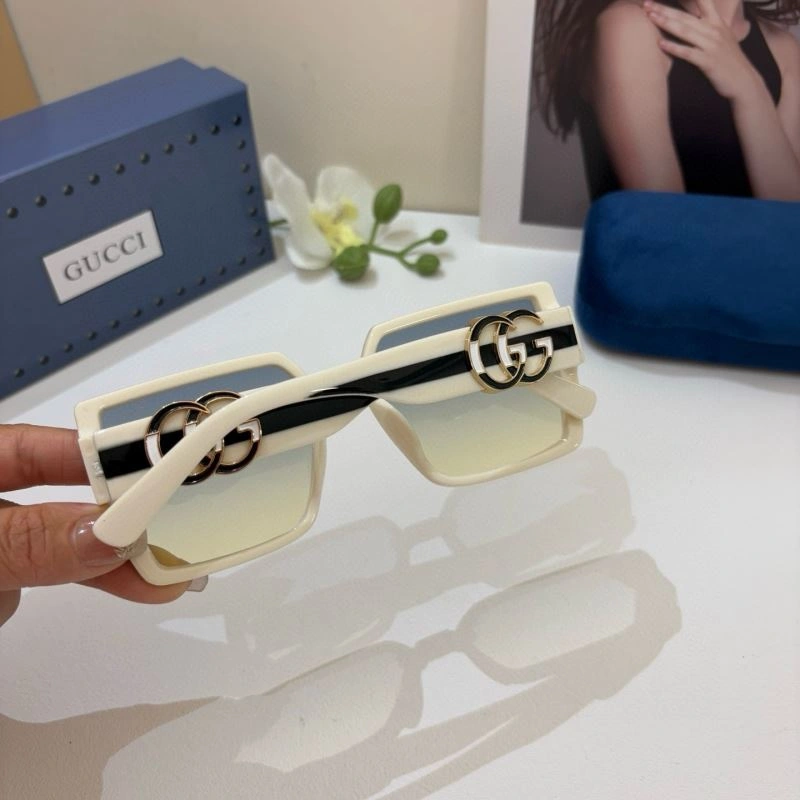 Gucci Sunglasses Contemporary 279458