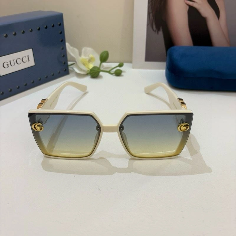 Gucci Sunglasses Contemporary 279458