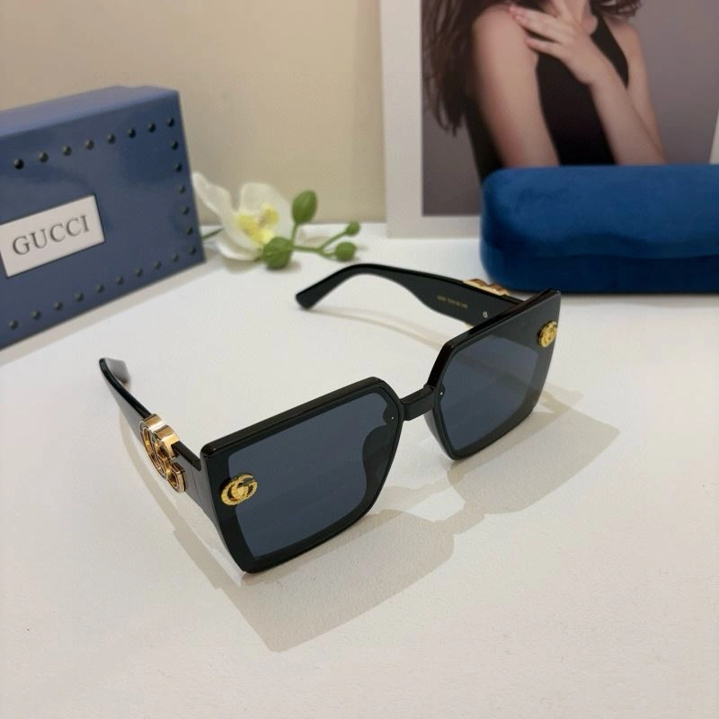 Efficient Gucci Sunglasses 279462