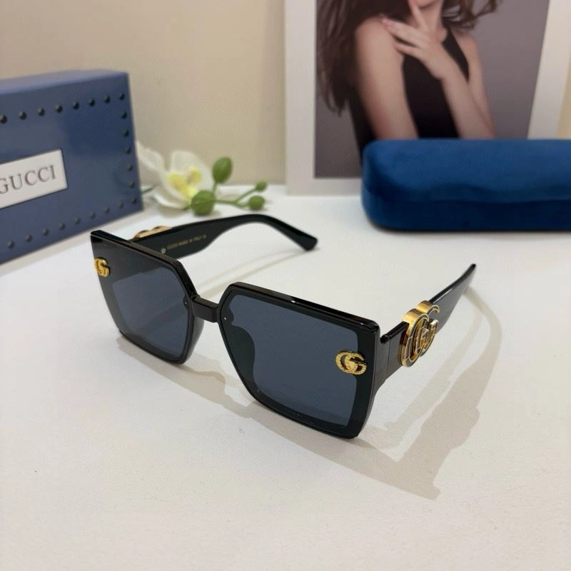 Efficient Gucci Sunglasses 279462