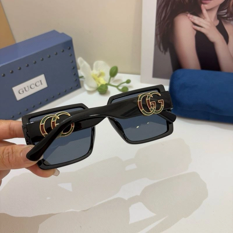 Efficient Gucci Sunglasses 279462