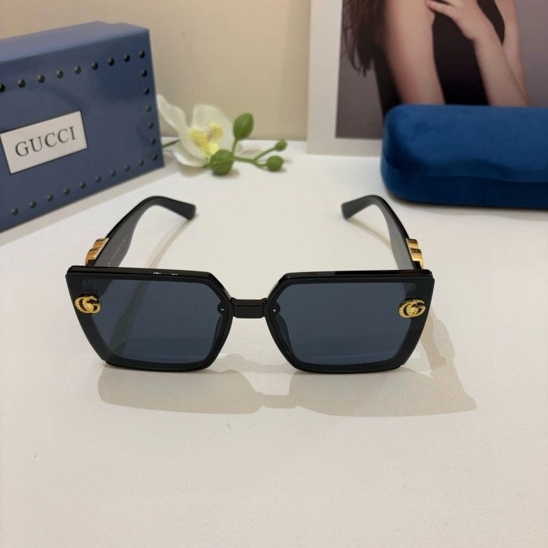 Efficient Gucci Sunglasses 279462