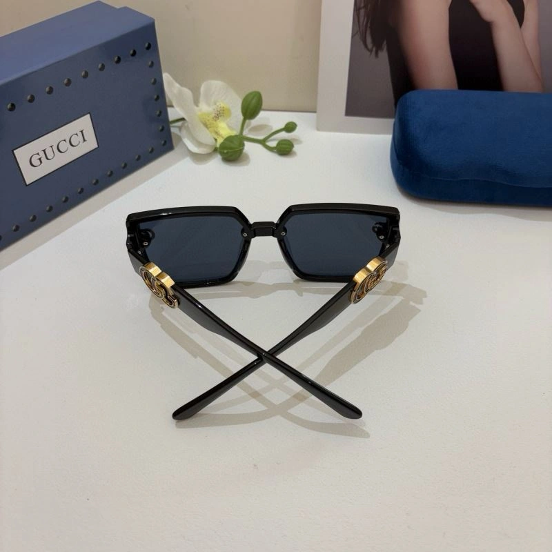 Efficient Gucci Sunglasses 279462