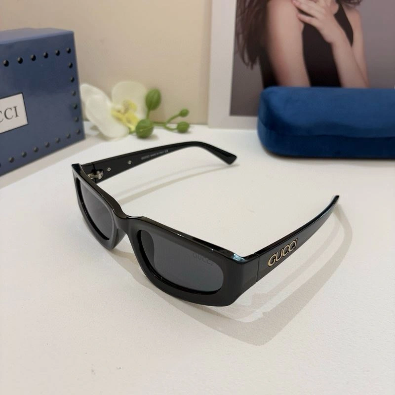 FlexibleFit Gucci Sunglasses 279461