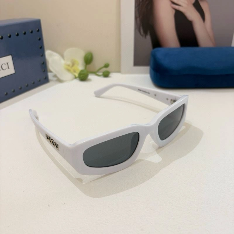 Gucci Sunglasses Durable 279466