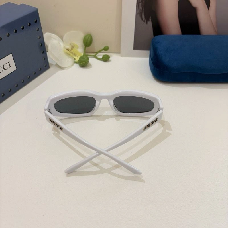 Gucci Sunglasses Durable 279466
