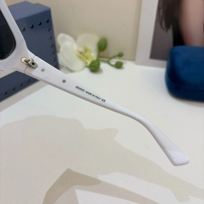 Gucci Sunglasses Durable 279466