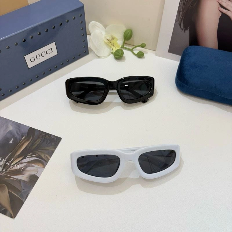 Gucci Sunglasses Durable 279466