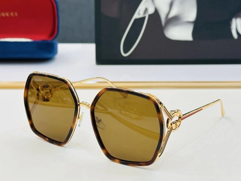 Gucci Sunglasses Unisex 279483