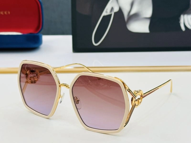 Gucci Sunglasses Unisex 279483