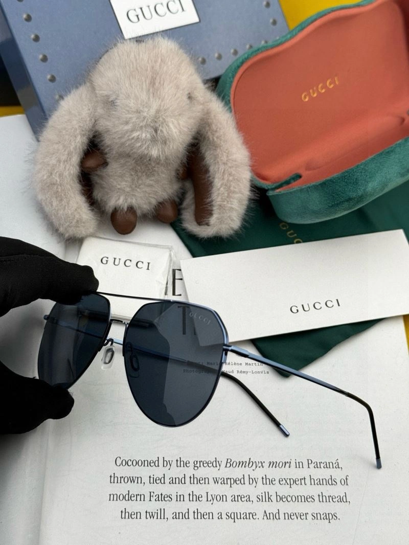 Functional Gucci Sunglasses 279475
