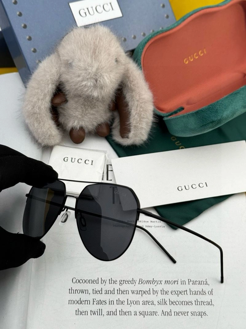 Functional Gucci Sunglasses 279475