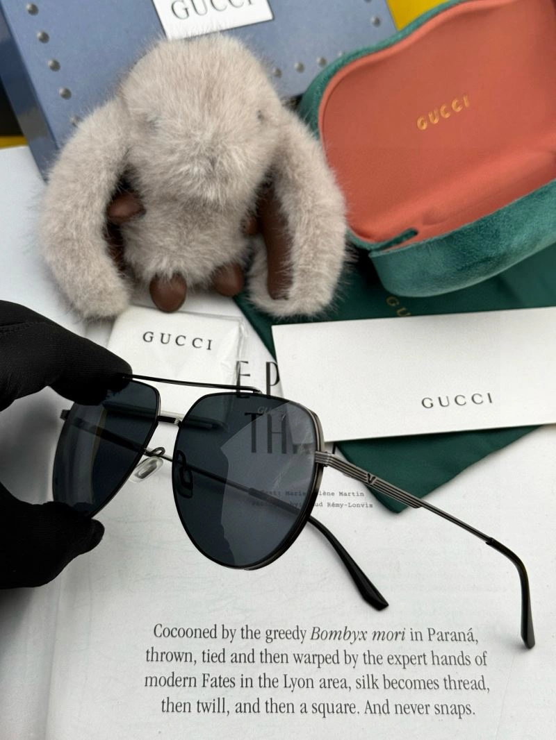 Gucci Sunglasses EyeCatching 279478