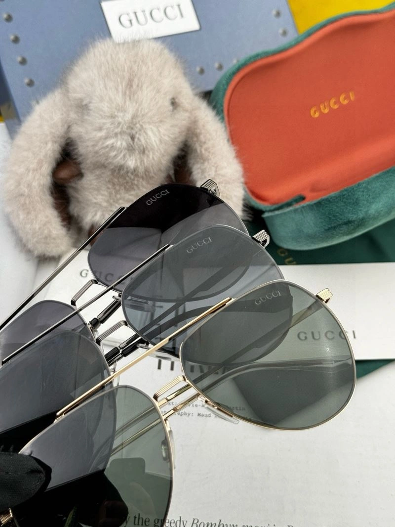 Gucci Sunglasses EyeCatching 279478