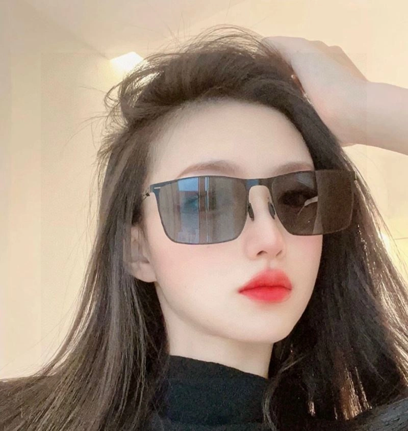 Gucci Sunglasses WaterResistant 279471