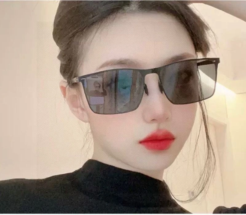 Gucci Sunglasses WaterResistant 279471