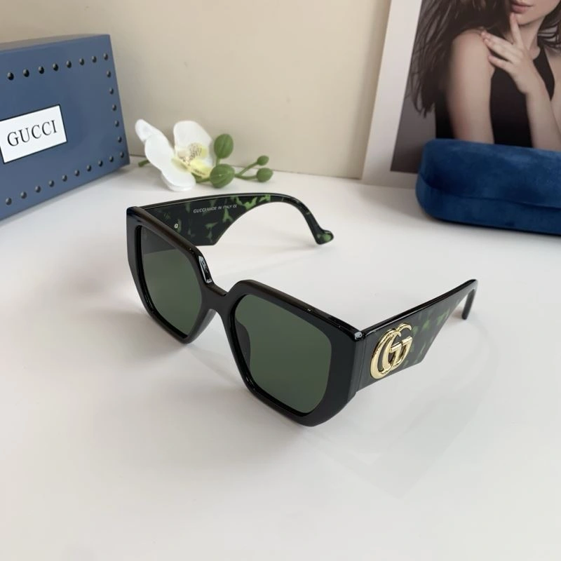 Gucci Sunglasses EasyCare 279463