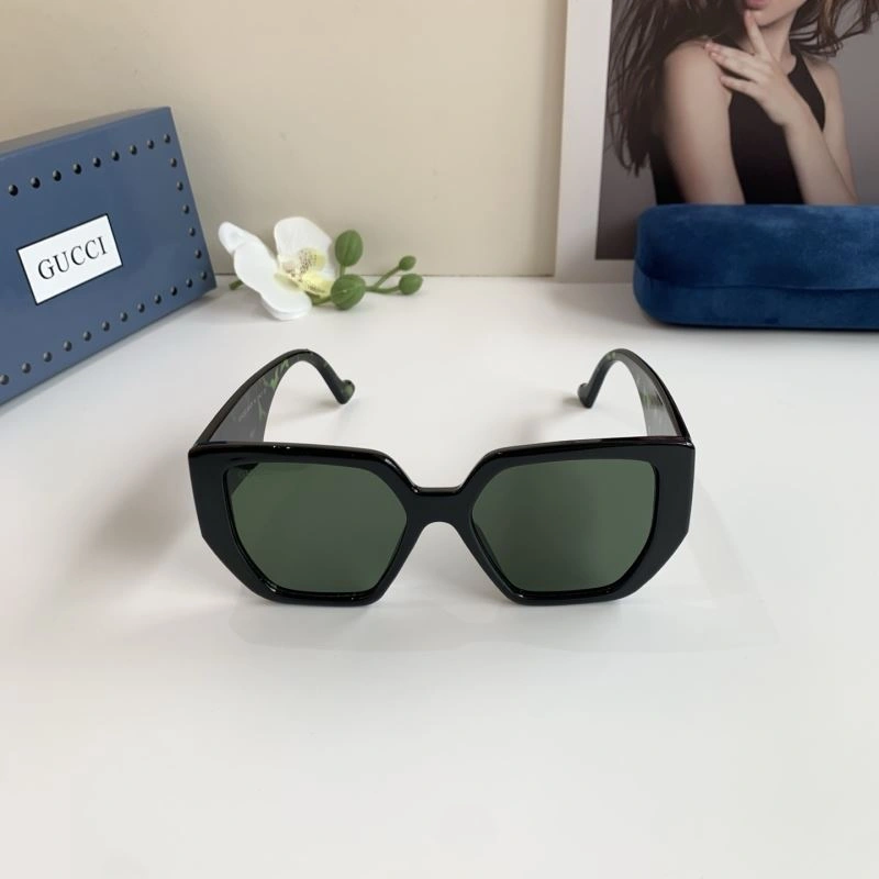 Gucci Sunglasses EasyCare 279463
