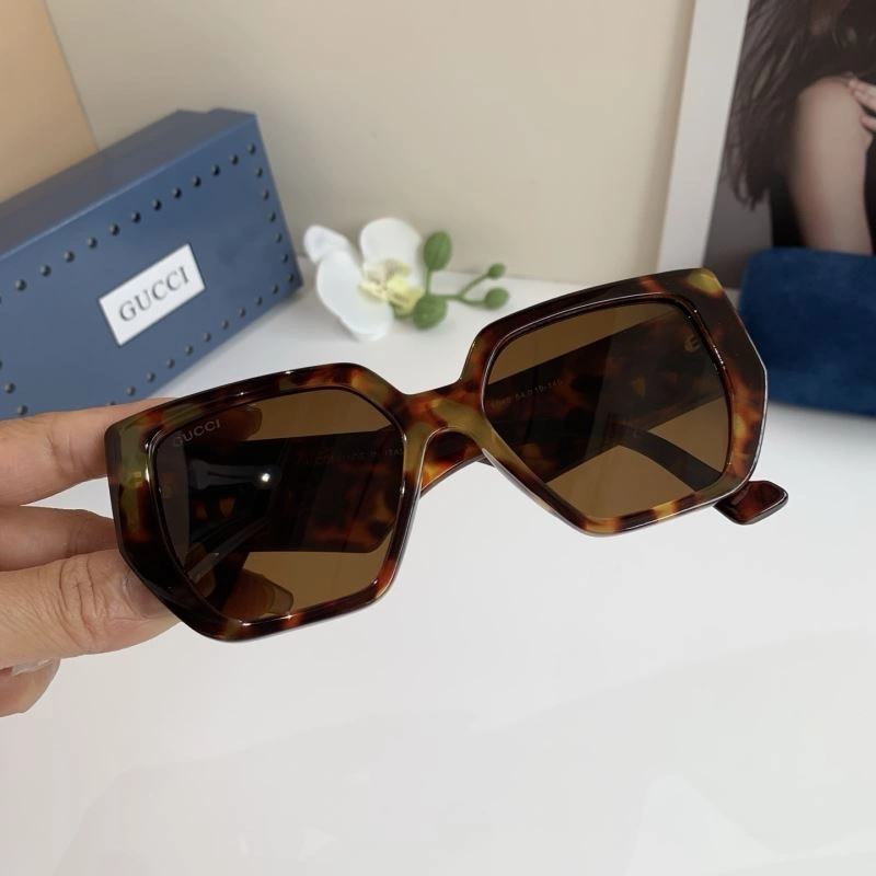 Efficient Gucci Sunglasses 279453