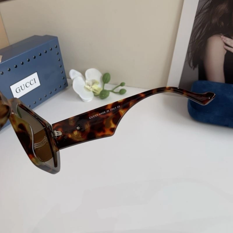 Efficient Gucci Sunglasses 279453