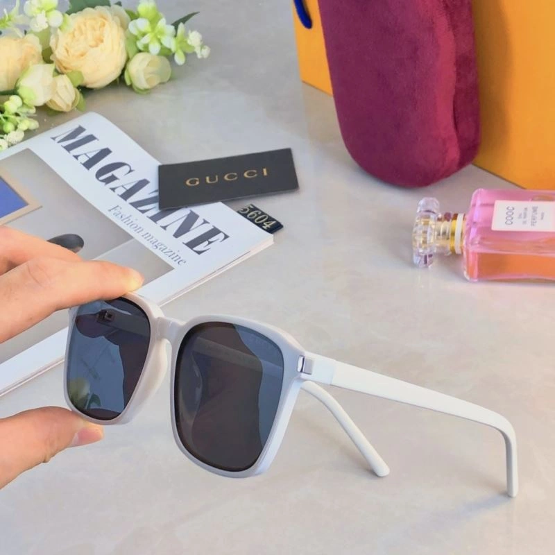 Gucci Sunglasses Lightweight 279456