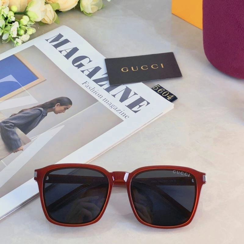 Gucci Sunglasses Lightweight 279456