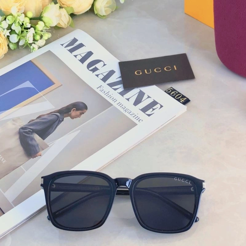 Gucci Sunglasses Lightweight 279456