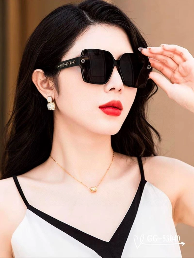Breathable Gucci Sunglasses 279481