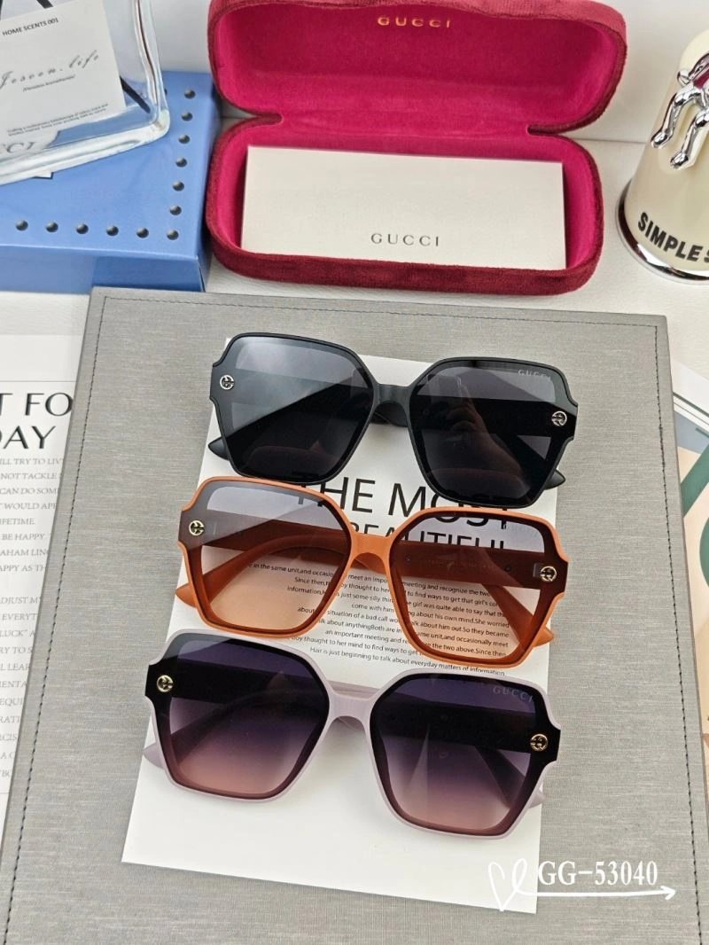 Breathable Gucci Sunglasses 279481