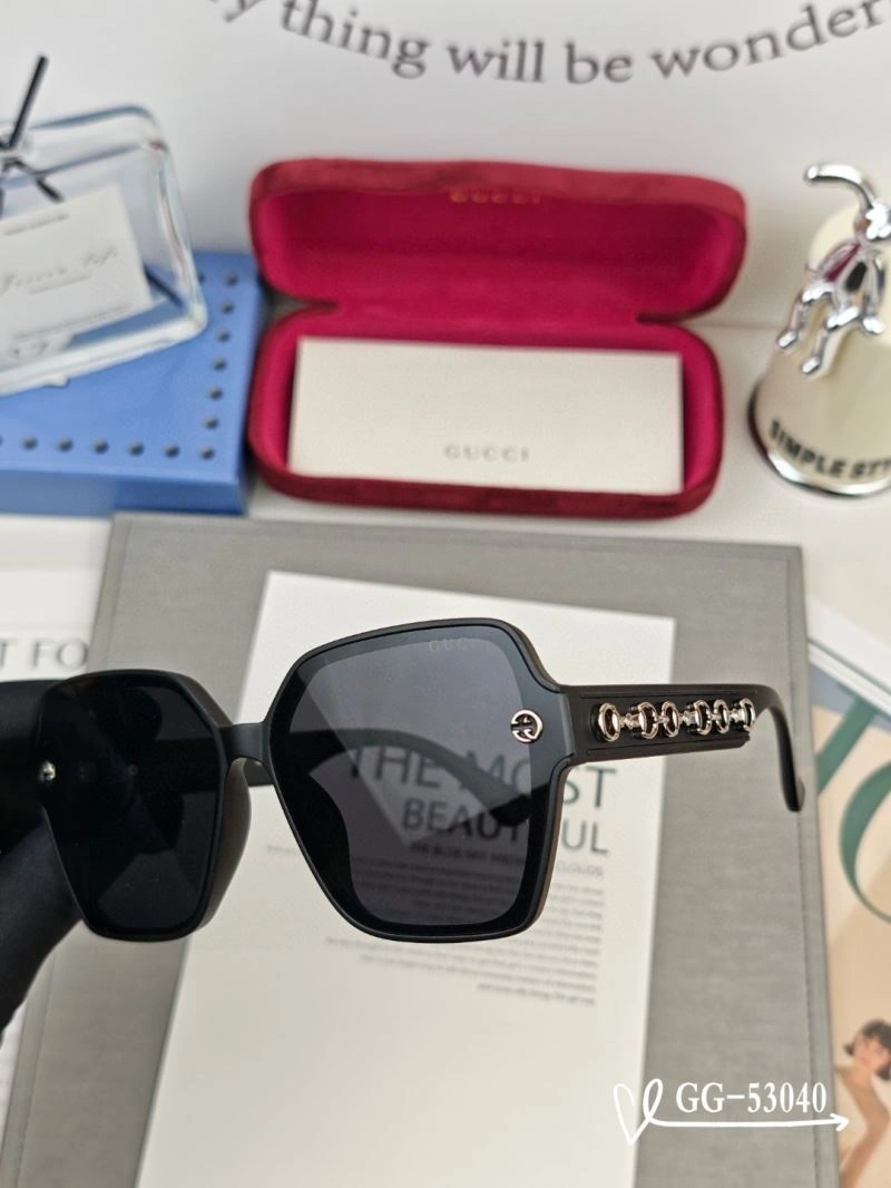 Breathable Gucci Sunglasses 279481
