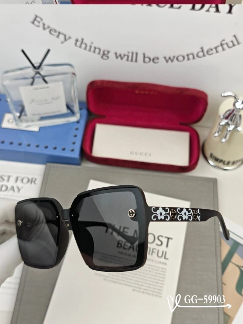 Gucci Sunglasses Durable 279455