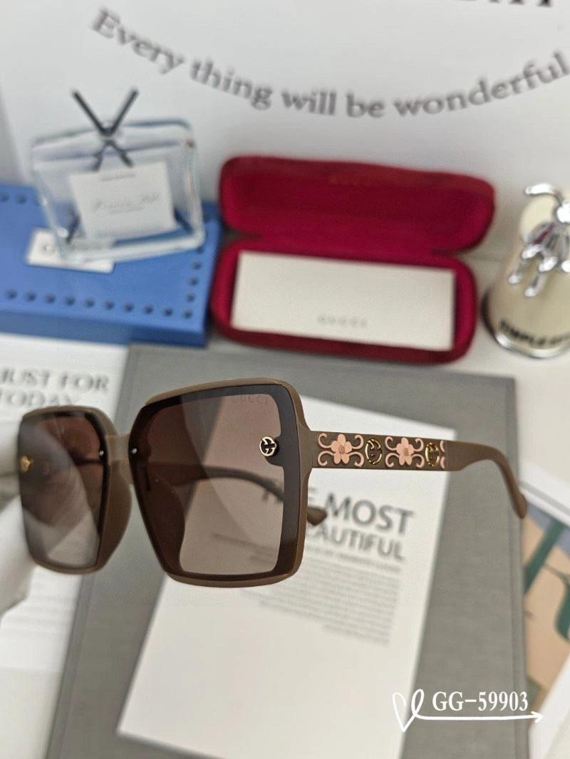 Gucci Sunglasses Durable 279455