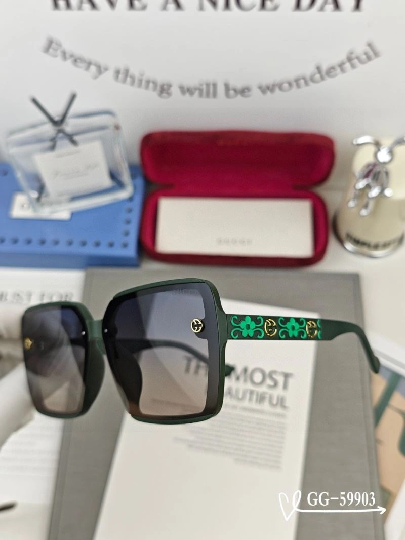 Gucci Sunglasses Durable 279455