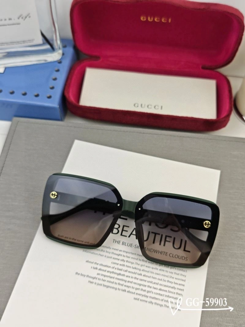 Gucci Sunglasses Durable 279455