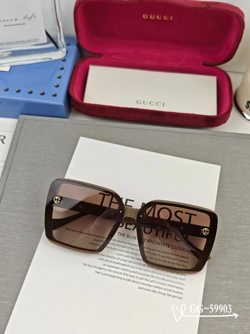Gucci Sunglasses Durable 279455