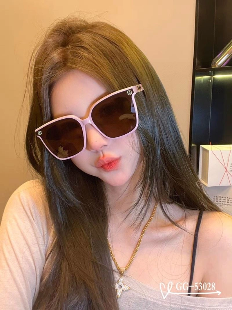 Gucci Sunglasses ModernLook 279450
