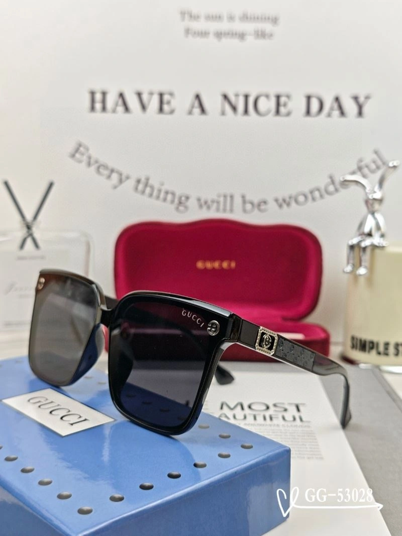 Gucci Sunglasses ModernLook 279450