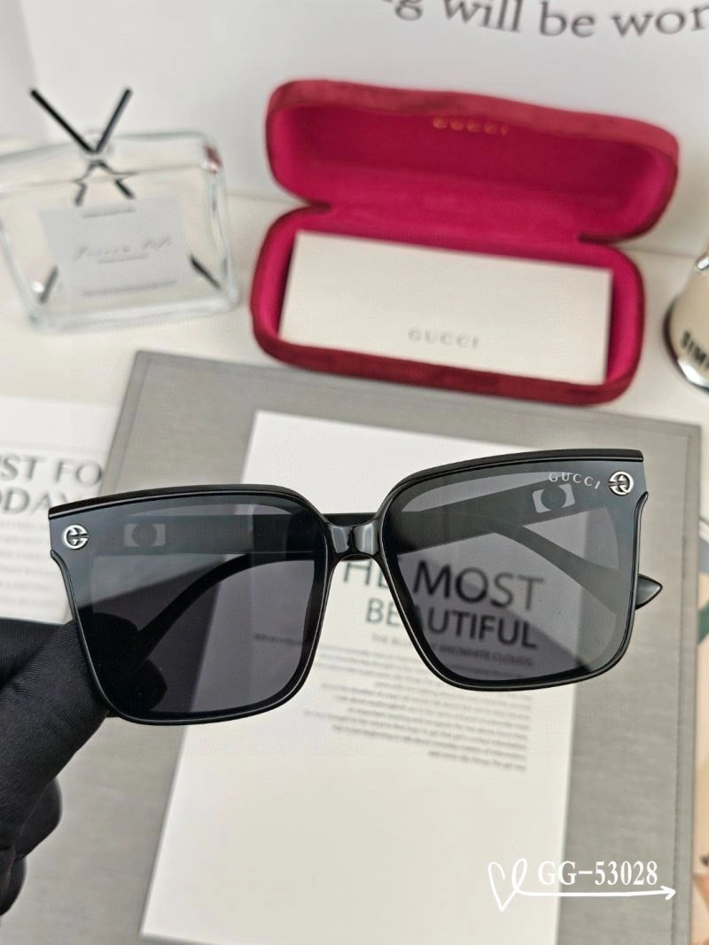 Gucci Sunglasses ModernLook 279450