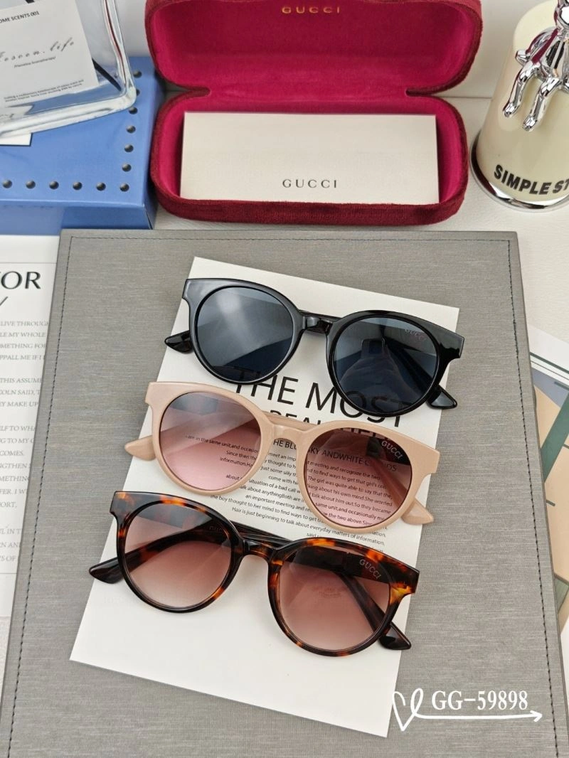 Gucci Sunglasses Chic 279449