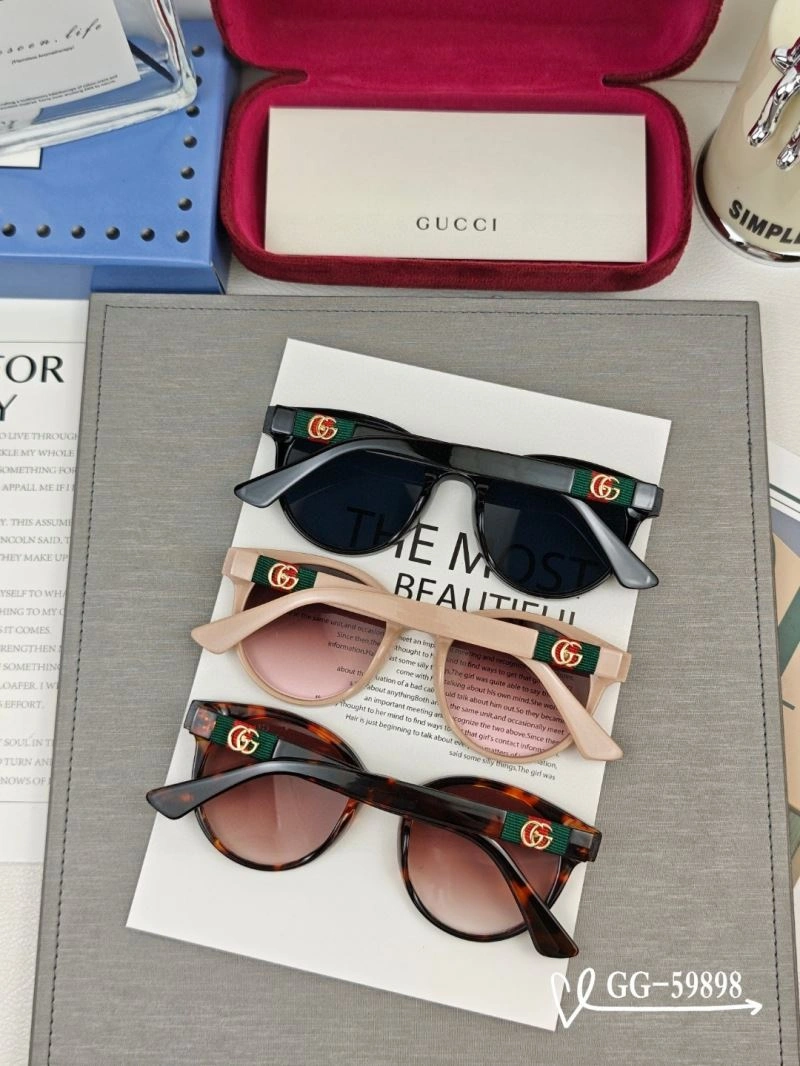 Gucci Sunglasses Chic 279449
