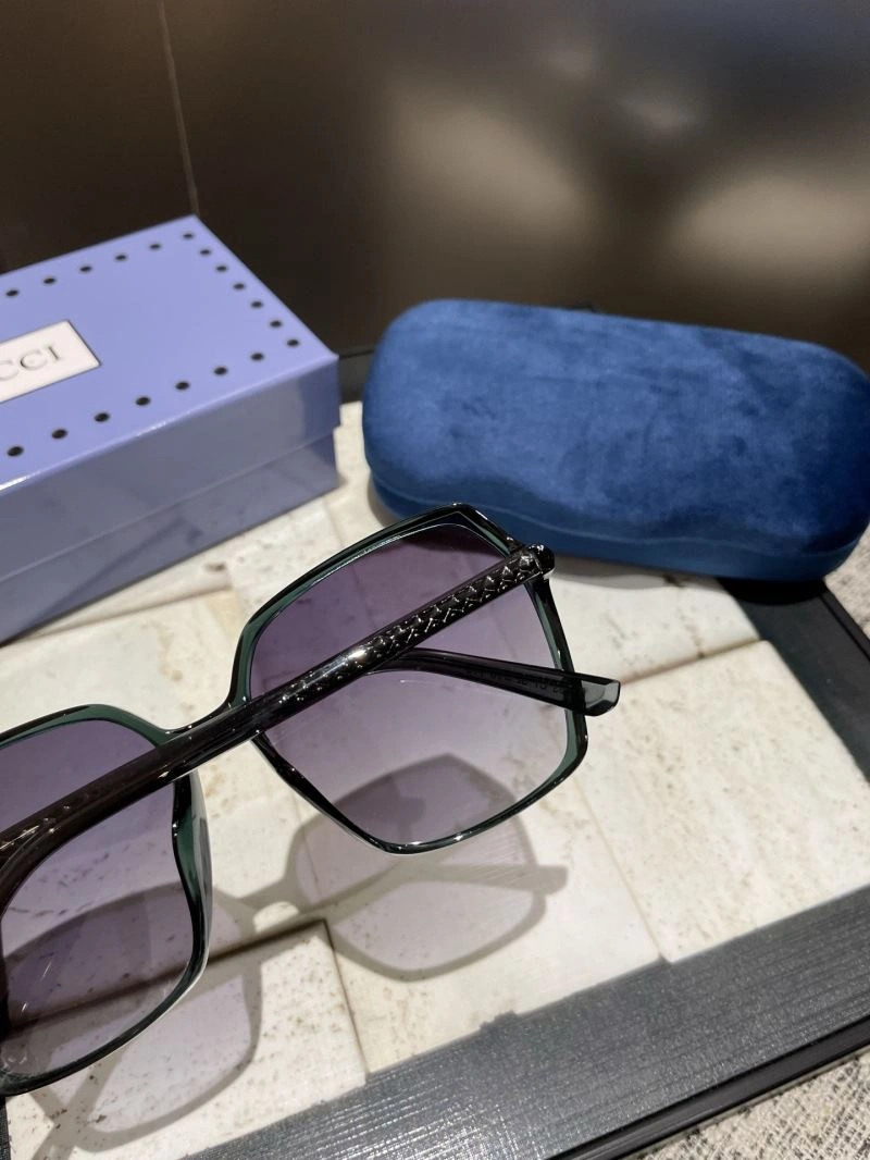 Gucci Sunglasses UrbanChic 279448