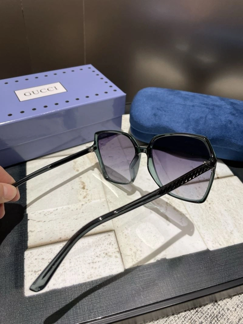 Gucci Sunglasses UrbanChic 279448
