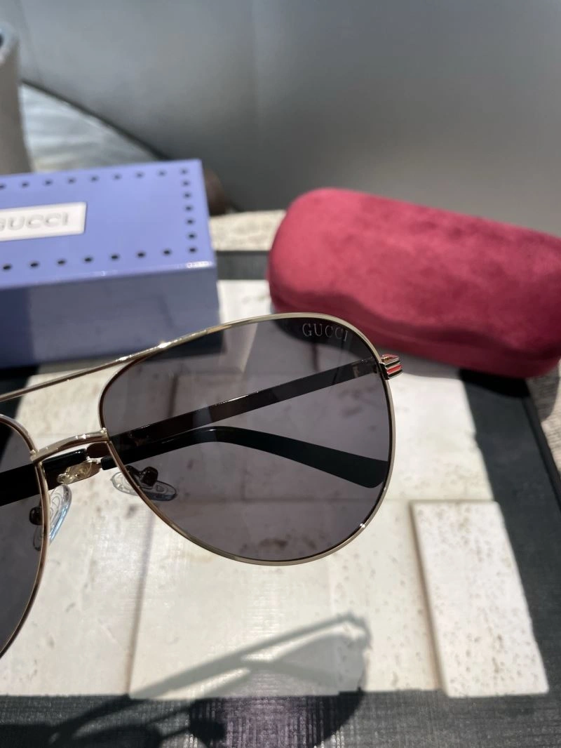 Sustainable Gucci Sunglasses 279446