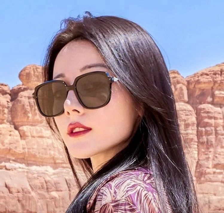 Gucci Sunglasses Bright 279983