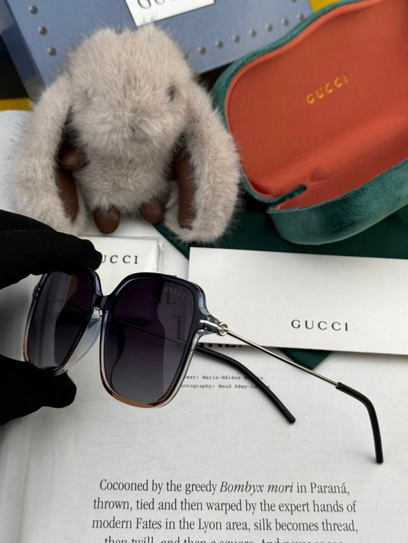 Gucci Sunglasses Bright 279983