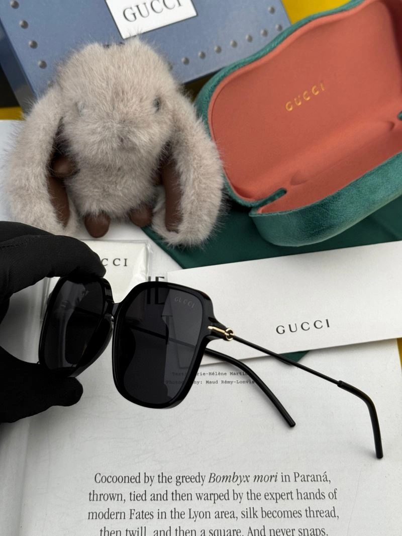 Gucci Sunglasses Bright 279983